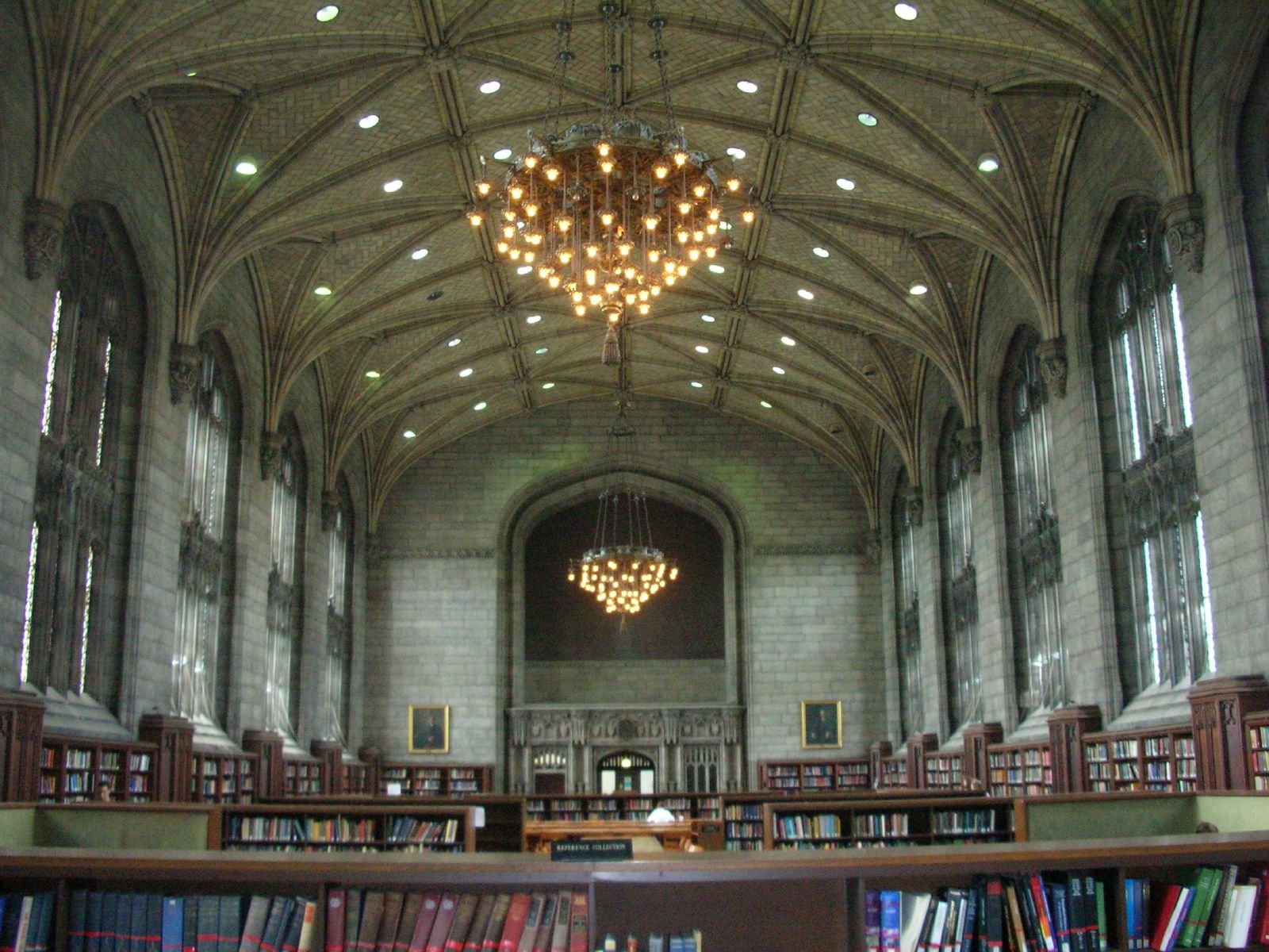 Harper_Library_University_of_Chicago.jpg