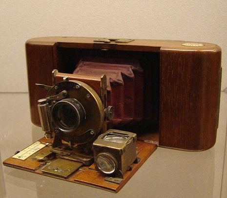 第一台全金属相机.jpg